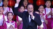 《央视历届春节联欢晚会》第20020211期2002年央视春晚 杨洪基歌曲《报春》综艺节目完整版视频在线观看爱奇艺