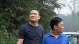铁腕行动：混混大白天进行毒品交易，殊不知警方就在一旁