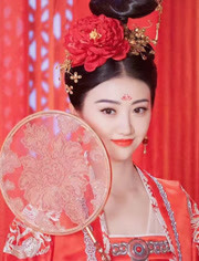 内容简介连衣裙白色情趣图片