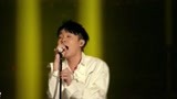 吴青峰演唱新歌《巴别塔庆典》 躁起来的青峰很特别！