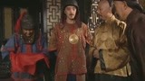 小伙子有功夫却不跑 不能丢下兄弟伙不管