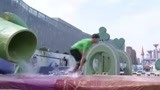 蘑菇头小哥成功“登顶”！ 小哥哥暂坐第一把晋级宝座