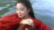 《笑傲江湖2》都沉醉在林青霞喝酒，忽视了她这倾国倾城的笑容吧
