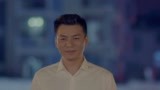 战狼犬：帆帆带狗摆地摊，让富人看在眼里，对她产生好感！