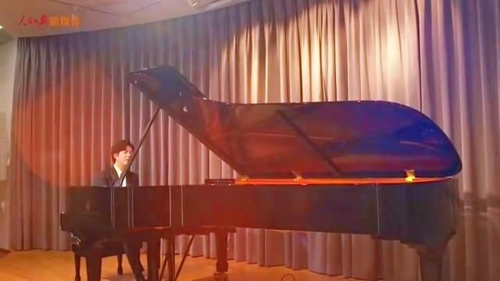李云迪改编并演奏《我爱你中国》,记录这场你我拼了命的战"疫"
