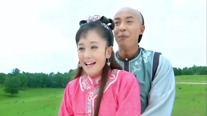 李佳航