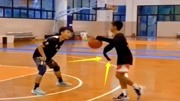 易建联都为他点赞？独臂少年！中国14岁篮球小子用球技征服球场