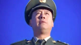 中国特警：退役兵王加入特警，能打出弧线子弹，首长都惊讶了