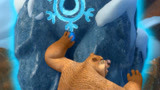 熊出没：熊二看到发光石头，立马来个熊抱！