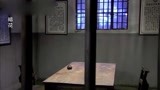 暗花：狱长赶忙带着江昱城去狱里找晓蝶，却正巧发现晓蝶试图自杀