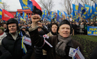 乌政府让步：议会通过禁止对平民使用武力决议