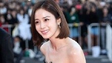 2015韩国电视剧大赏 金泰熙黑色长裙展优雅气质