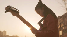 中国11岁萝莉玩摇滚！