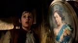 男孩看到英国女王的画像 想到了怎么对付凶恶的巨人