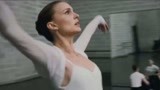 美国芭蕾舞电影《黑天鹅》舞蹈片段，女主角漂亮 很好的片子！