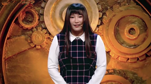 線上看 厲害了！“洛天依” 居然是這個小姑娘，3首洛天依歌曲音源都是她 (2018) 帶字幕 中文配音，國語版