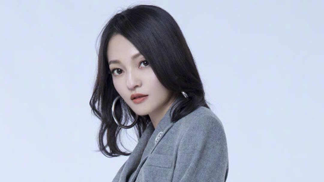 Angela chang. Анджела Чанг.