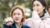 《小姐姐的花店》主理人风中凌乱险崩溃 树后偷偷观看婚礼感动哭