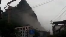 长宁4.8级地震山体垮塌