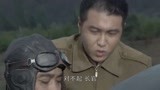 东方战场：鬼子发起疯来不要命，飞机不能挂炸弹，竟手抱着炸弹往