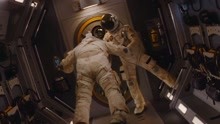 宇航员在火星发现生命，但自己却为此变成了丧尸，科幻惊悚片
