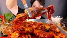 韩国小伙直播吃爆辣海鲜，一口下去超过瘾，看得流口水了