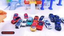 儿童玩具 让所有的汽车和山地车都跑到托米卡的高速公路上