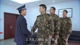 火线英雄：私家车占用消防通道，被消防队长砸了车，真是有苦难言
