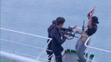 深海利剑33：801艇奉命解救被劫持商船，尚堂为保护卢一涛中弹！