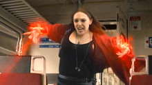 列车轨道失控，猩红女巫爆发强大力量