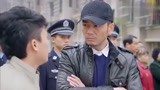 江城警事：混混小区闹事，刑警都没办法，哪料来个小伙立马解决