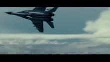 返回基地：顶级空战片，战斗机全程血战导弹，场面惊险过瘾！