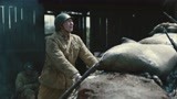 《百炼成钢》二娃和士兵们抢物资 你们不怕危险啊