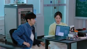 Watch the latest EP17_The intimate distance between Zhou and Ding online with English subtitle for free English Subtitle