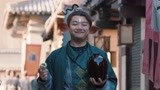 春光灿烂猪八戒：猪八戒忘记戒酒，结果原形暴露，被百姓追着打