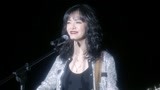 《摇滚狂花》彭莱唱起自己写给白天的歌