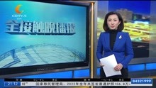 重庆:货车发生车祸 白色小车停高速“冒死打望”