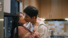 Watch the latest EP17 Li Zan and Song Ran kiss sweetly online with English subtitle for free English Subtitle