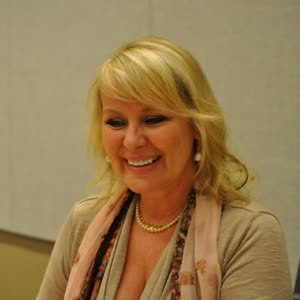 Wendee Lee